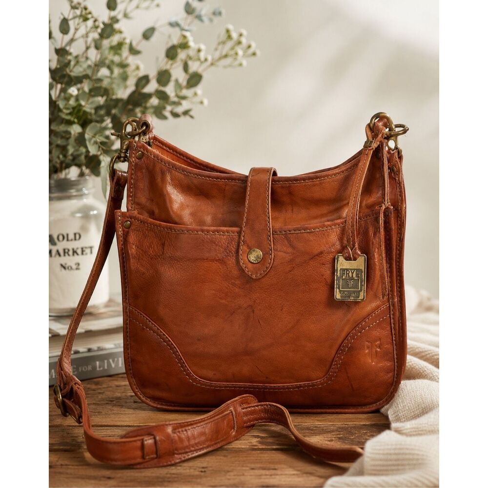 Frye Campus Leather Crossbody Bag Cognac Brown Italian Leather Messenger Purse